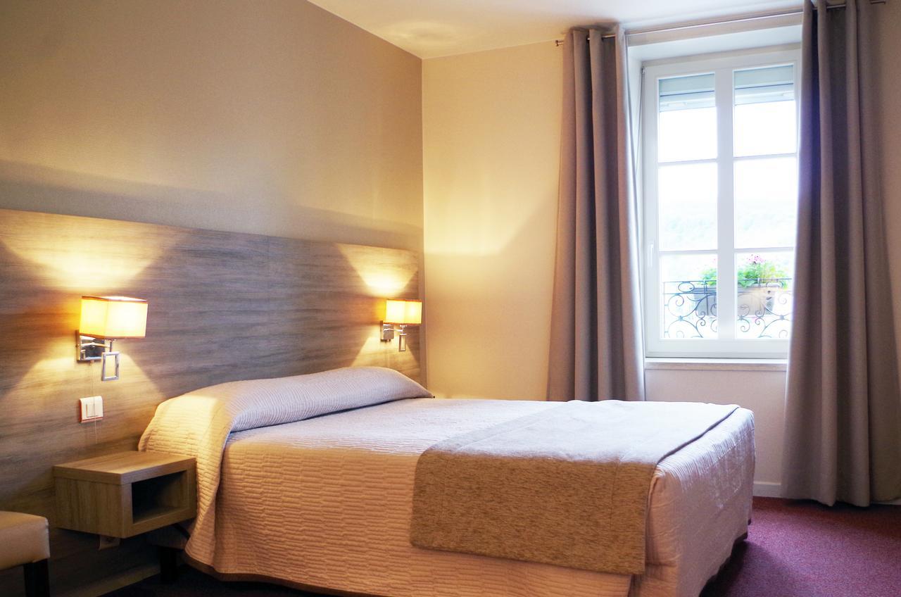Hôtel Le Roosevelt Givet Buitenkant foto